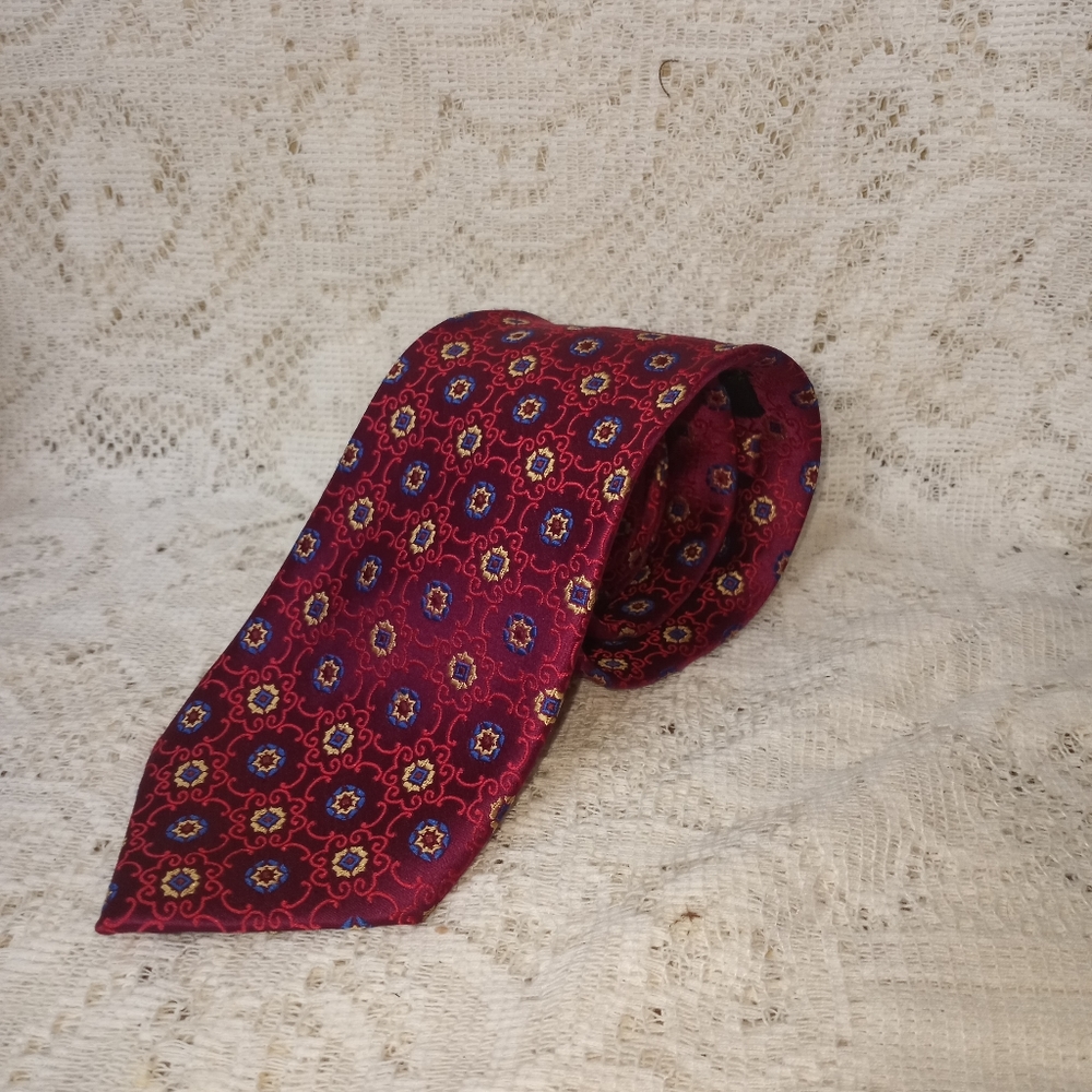 Bocara Silk Tie Magenta Satin Jacquard 3½" × 62" long